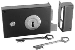 pièce élément ferronnier serrurier Serrure horizontale en applique droite carré de 6mm ACIER Ref: F66.345