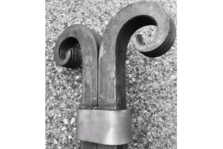 Clé de tirant croix de chainage 650 x 215 Passage 35 Section 30x30 ACIER FER FORGE LISSE Ref: CT5-30 CT5-30